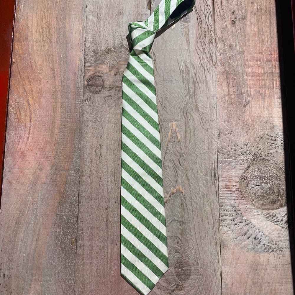 Social Primer green and white stripe tie